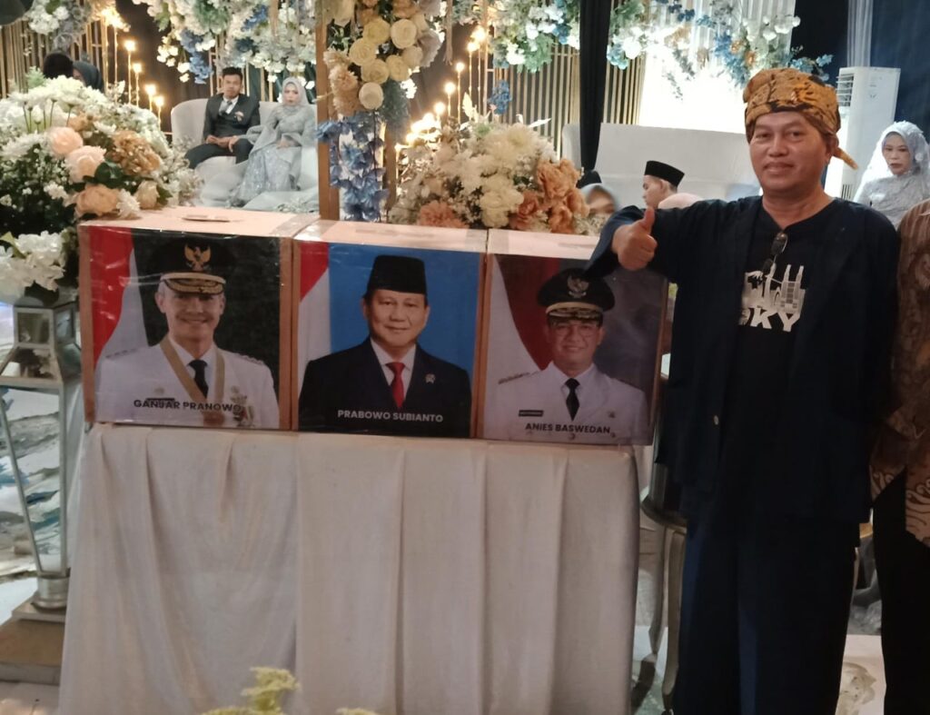 Mang Eep Hidayat, Calon Anggota DPR RI dari Partai MasDem Nomor Urut 1 Saat menghadiri Pernikahan anak kesayangan kang Dasam MB.
